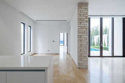 5 bedrooms House in Pegeia, Cyprus No. 66129 4