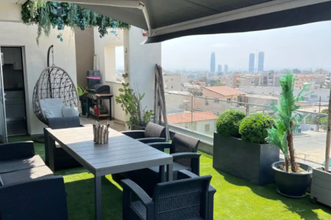 2 bedrooms Penthouse in Mesa Geitonia, Cyprus No. 63939 3