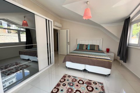 3 bedrooms Penthouse in Chau Lang, Vietnam No. 13378 2