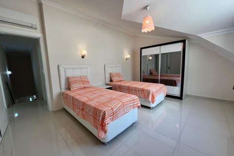 3 bedrooms Penthouse in Chau Lang, Vietnam No. 13378 13