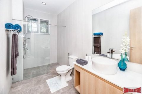 5 bedrooms Villa in Jomtien Beach, Thailand No. 96957 2