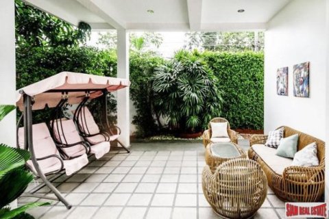 5 bedrooms Villa in Jomtien Beach, Thailand No. 96957 19