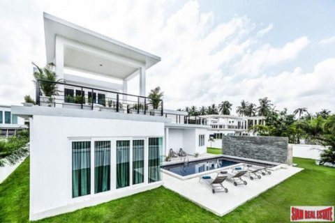 5 bedrooms Villa in Jomtien Beach, Thailand No. 96957 26