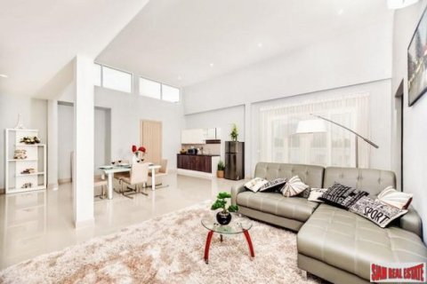 5 bedrooms Villa in Jomtien Beach, Thailand No. 96957 12