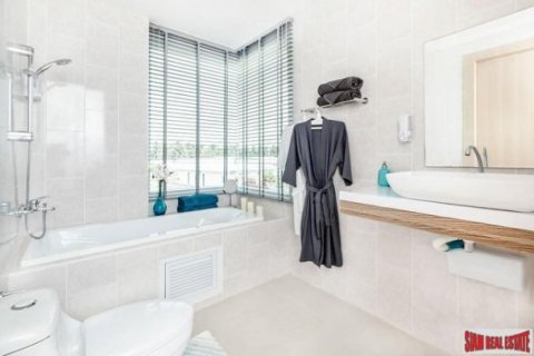 5 bedrooms Villa in Jomtien Beach, Thailand No. 96957 3