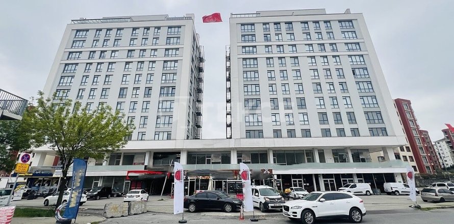 Квартира с 3 спальнями в Чекмекёй, Турция №88498