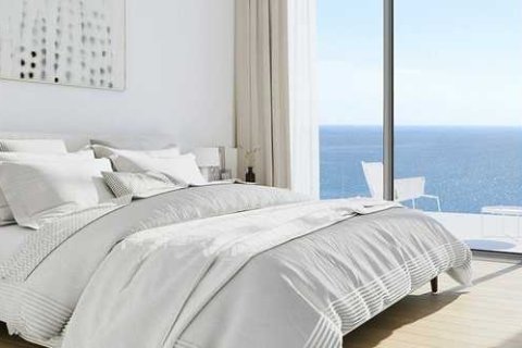 3 bedrooms Apartment in Limassol, Cyprus No. 35270 6