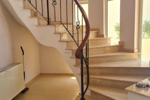 5 bedrooms House in Pervolia, Cyprus No. 29337 7