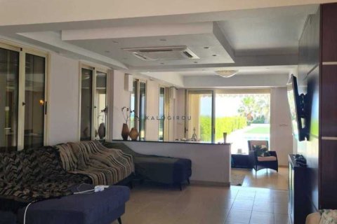 5 bedrooms House in Pervolia, Cyprus No. 29337 3