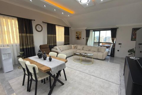 5 rooms Apartment in Mahmutlar, Turkey No. 123381