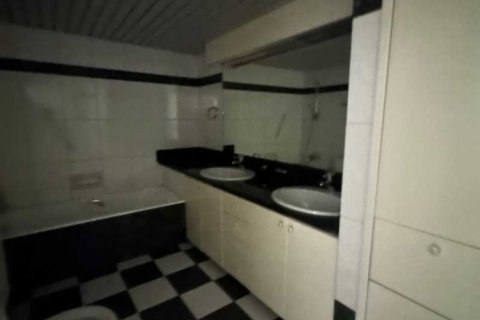 5 bedrooms House in Aglantzia, Cyprus No. 72783 16