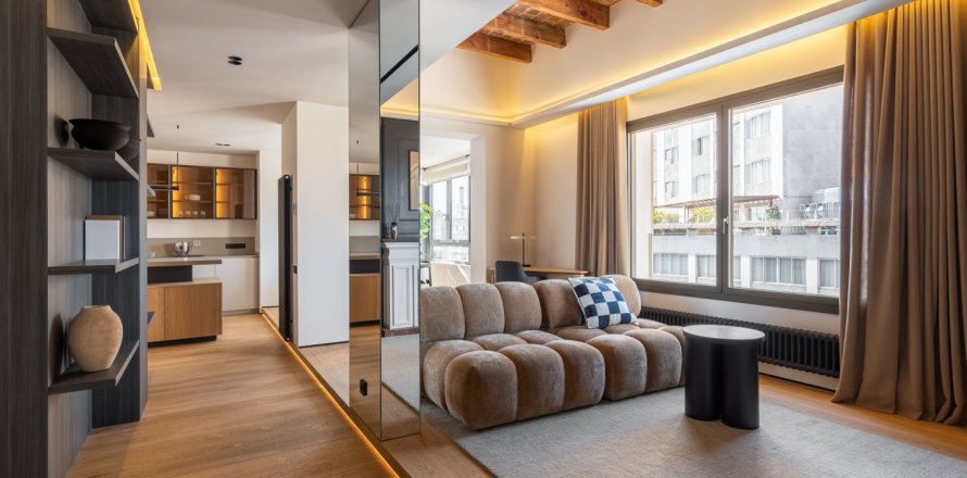 4 dormitorios Apartment en Barcelona, Spain No. 99035