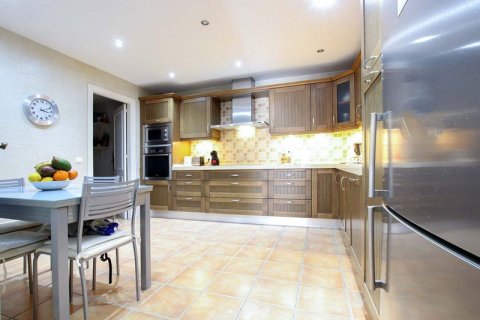 3 bedrooms Apartment in Thuan Nam, Vietnam No. 27463 4