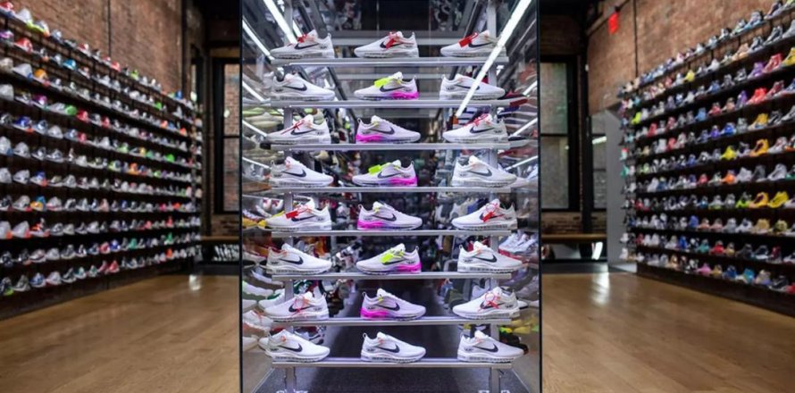 230m² Commercial property en Ciudad Vieja, Spain No. 99173