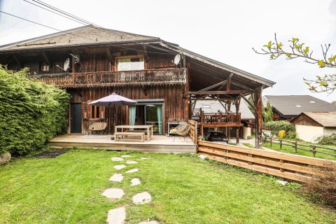 7 bedrooms House in Morzine, France No. 100114 1