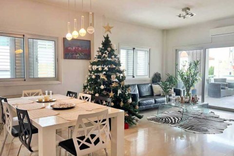 4 bedrooms Apartment in Nicosia, Cyprus No. 83288 3