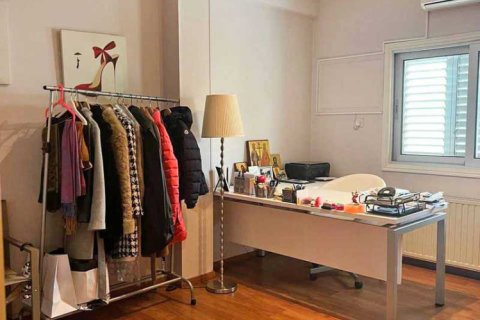 4 bedrooms Apartment in Nicosia, Cyprus No. 83288 8