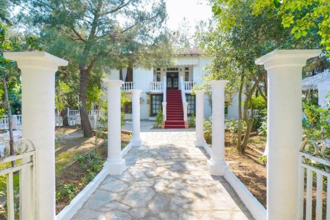 6 bedrooms Villa in Thasos, Greece No. 107571 1