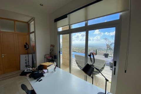 5 bedrooms House in Paphos, Cyprus No. 37851 17