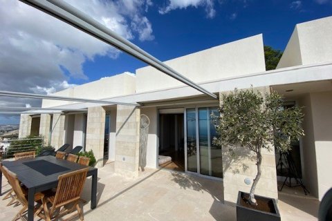 5 bedrooms House in Paphos, Cyprus No. 37851 8