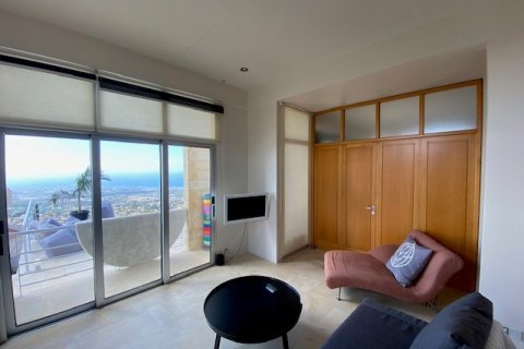 5 bedrooms House in Paphos, Cyprus No. 37851 20