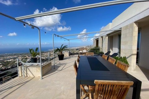 5 bedrooms House in Paphos, Cyprus No. 37851 6