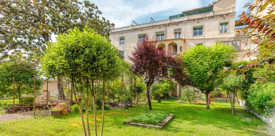 3 dormitorios Apartment en Bum To, Vietnam No. 25129