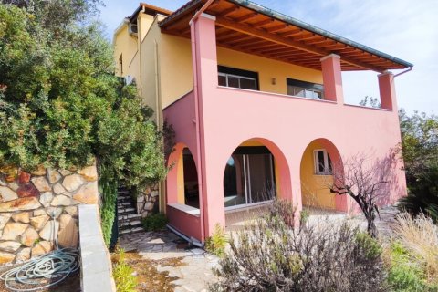 Вилла с 6 спальнями в Керкира, Греция №61732 4