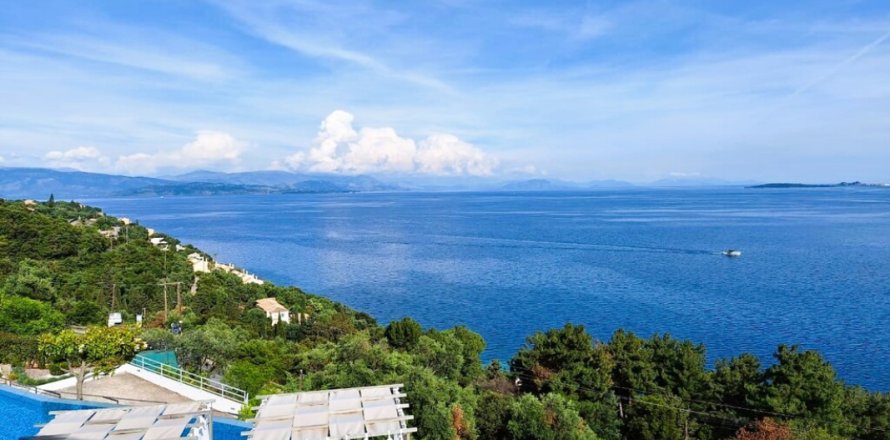 Вилла с 6 спальнями в Керкира, Греция №61732