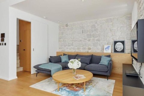 4 bedrooms House in Kotor, Montenegro No. 104832 4
