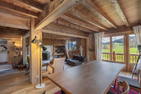 6 bedrooms House in Combloux, France No. 99534 7