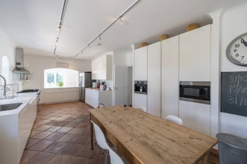 7 bedrooms Villa in Cannes, France No. 83447 8