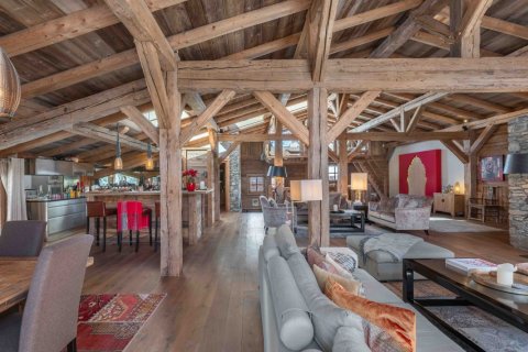 6 bedrooms House in Megeve, France No. 99378 12
