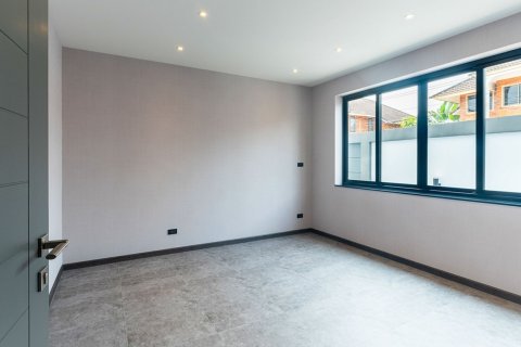 Дом с 4 спальнями в Чиангмай, Таиланд №89419 11