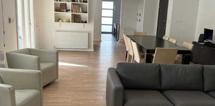5 chambres House à Limassol, Cyprus No. 30869