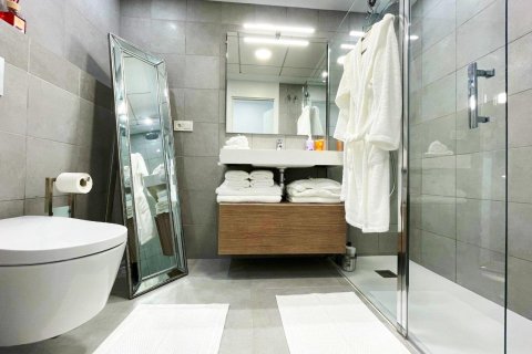 3 bedrooms Apartment in Hai Van, Vietnam No. 92275 16