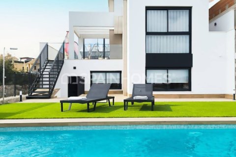 6 chambres Villa à Algorfa, Spain No. 88551