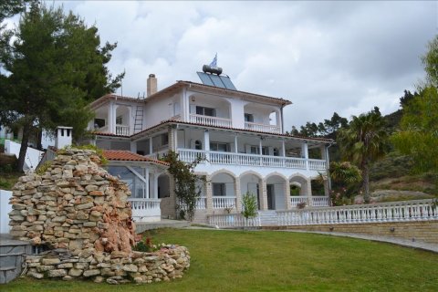5 bedrooms Villa in Chalkidiki, Greece No. 59199 2