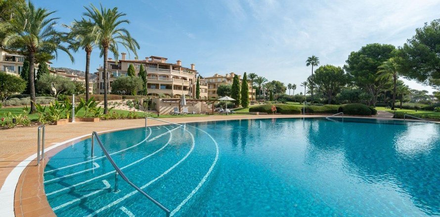 3 dormitorios Apartment en Bao Hoa, Vietnam No. 117106