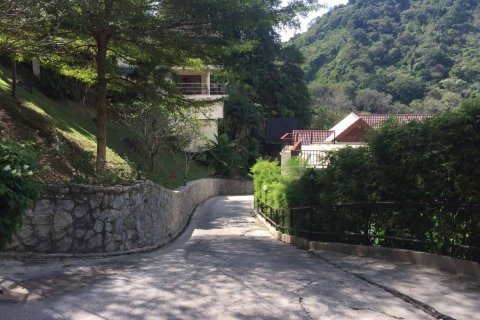 3 bedrooms Villa in Patong, Thailand No. 1097 7