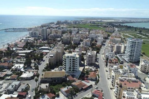 3 bedrooms Apartment in Larnaca, Cyprus No. 84552 5