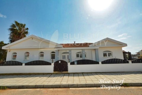 4 bedrooms Bungalow in Ayia Napa, Cyprus No. 36521 24