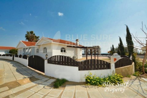 4 bedrooms Bungalow in Ayia Napa, Cyprus No. 36521 23