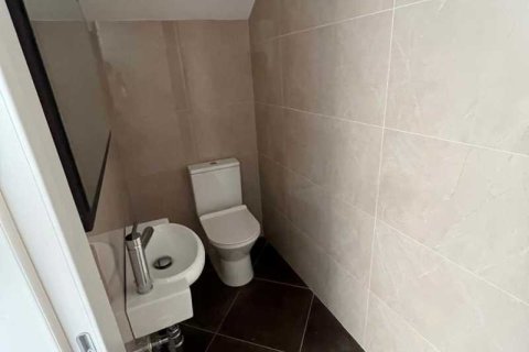 3 bedrooms Maisonette in Germasogeia, Cyprus No. 101201 9