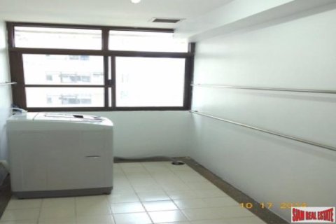 Квартира с 2 спальнями в Бангкок, Таиланд №96007 8