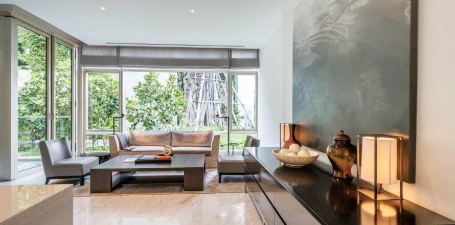 2 bedrooms Condo  in Bangkok, Thailand No. 98299