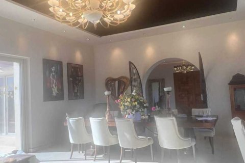 4 bedrooms House in Kato Polemidia, Cyprus No. 30536 10