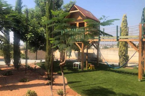 4 bedrooms House in Kato Polemidia, Cyprus No. 30536 7