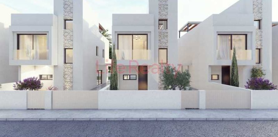 4 chambres House à Agios Athanasios, Cyprus No. 78987