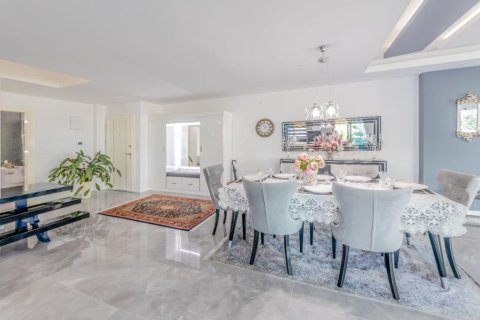 4 rooms Apartment in Lien Chieu, Vietnam No. 21745 16